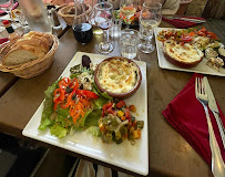 Plats et boissons du Restaurant Auberge de l'Aygues à Les Pilles - n°2