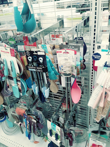 Clothing Store «Ross Dress for Less», reviews and photos, 2565 E Imperial Hwy, Brea, CA 92821, USA