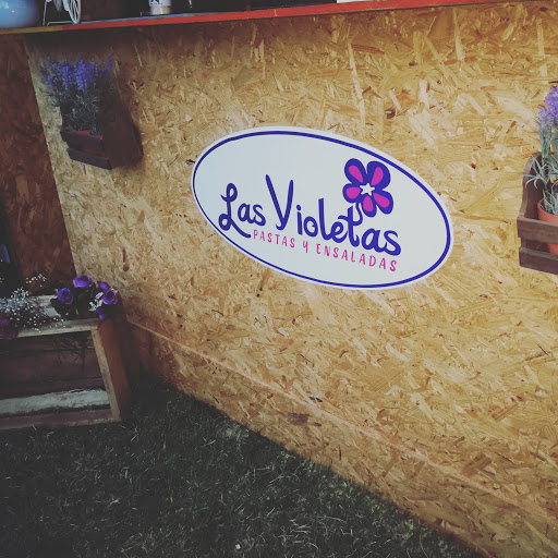 Las Violetas Pastas y Ensaladas - Patio Campestre Urbari