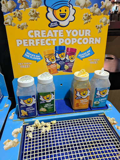 Movie Theater «Emagine Birch Run», reviews and photos, 12280 Dixie Hwy, Birch Run, MI 48415, USA