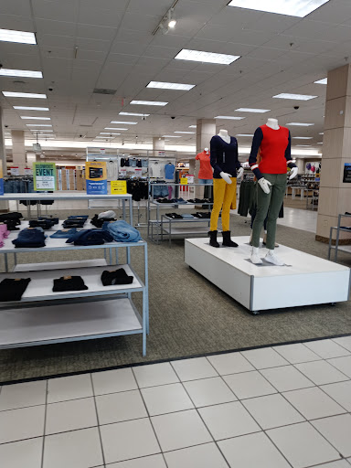 Department Store «Sears», reviews and photos, 8001 South Orange Blossom Trail, Orlando, FL 32809, USA