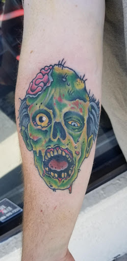 Tattoo Shop «Atomic Tattoos», reviews and photos, 9043 Ulmerton Rd, Largo, FL 33771, USA