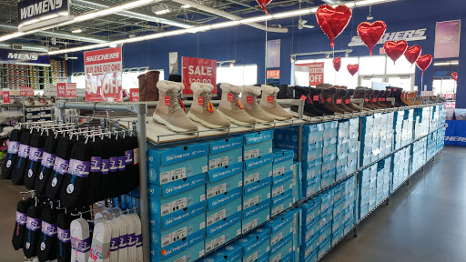 Shoe Store «SKECHERS Factory Outlet», reviews and photos, 5443 S Redwood Rd, Taylorsville, UT 84123, USA