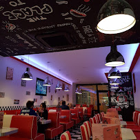 Atmosphère du Restaurant de hamburgers Bil's Diner à Mâcon - n°5