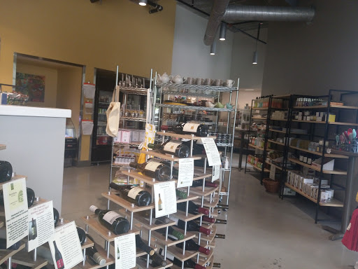 Grocery Store «Two Chefs Cafe & Market», reviews and photos, 644 N Main St #107, Greenville, SC 29601, USA