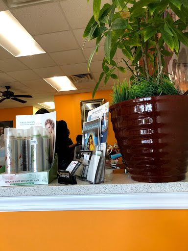 Beauty Salon «Krishna Beauty Salon», reviews and photos, 4 Brunswick Ave, Edison, NJ 08817, USA