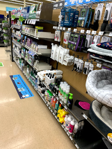 Pet Supply Store «Petco Animal Supplies», reviews and photos, 20825 I-30, Benton, AR 72015, USA