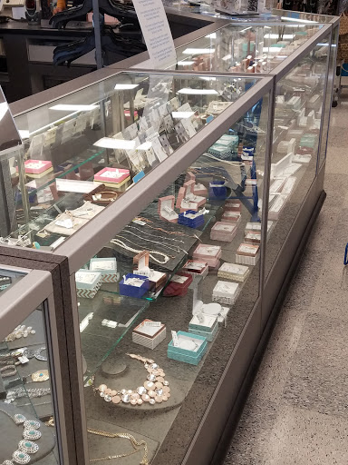 Clothing Store «Ross Dress for Less», reviews and photos, 20 N West End Blvd, Quakertown, PA 18951, USA