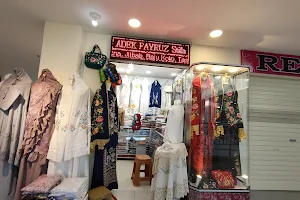 Toko Adek Fayruz Pasar Atas Bukittinggi image