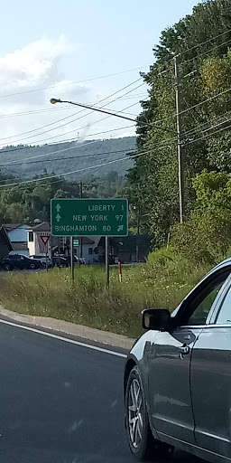 Auto Body Shop «Sams Service Station», reviews and photos, 7 Sullivan Ave, Liberty, NY 12754, USA