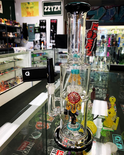 Glass Blower «ZZYZX Smoke Shop», reviews and photos, 2127 Pickwick Dr, Camarillo, CA 93010, USA