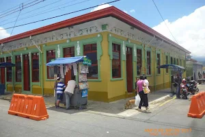 Centro Comercial Paseo San Luis image