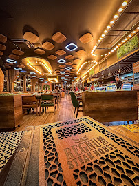 Atmosphère du Restaurant halal Regnum Steak House à Vaulx-en-Velin - n°4