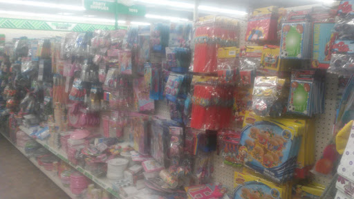 Dollar Store «Dollar Tree», reviews and photos, 345 Huntington Turnpike, Bridgeport, CT 06610, USA