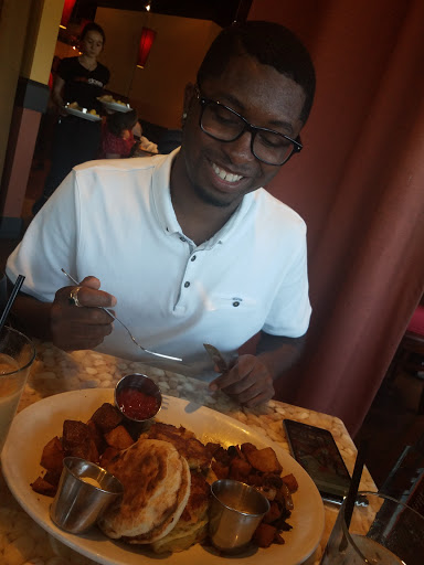 Breakfast Restaurant «Daily Dose MidTown Grill», reviews and photos, 1928 E Highland Ave F-107, Phoenix, AZ 85016, USA