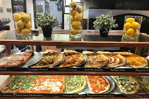 Giovanni's Pizzeria & Italian Restaurant image