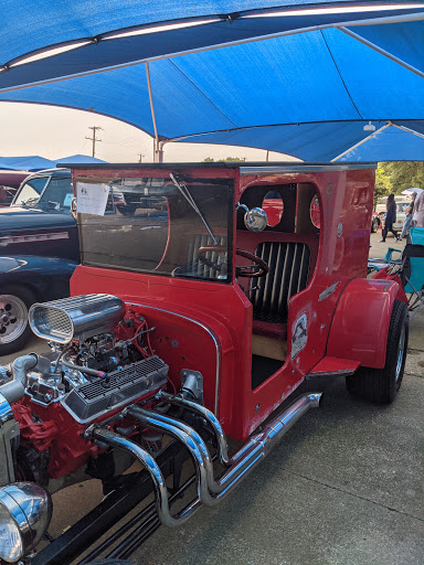 Chevrolet Dealer «Lynn Smith Chevrolet», reviews and photos