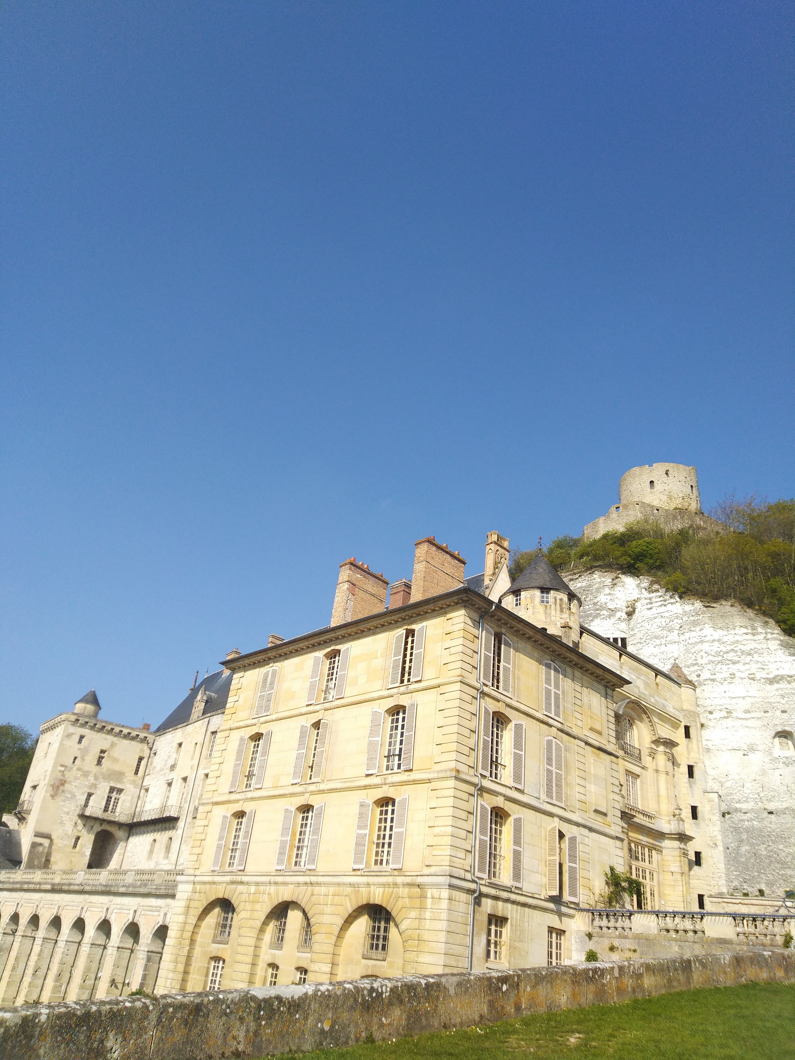 Photo n° 32 de l'avis de Cyril.o fait le 15/04/2019 à 05:56