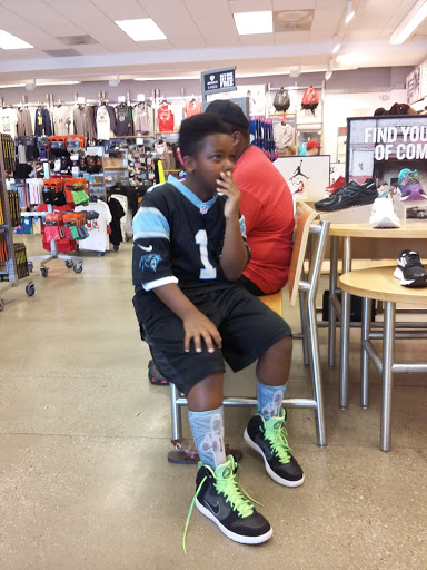 Shoe Store «Finish Line», reviews and photos, 1610 Lighthouse Pl, Michigan City, IN 46360, USA