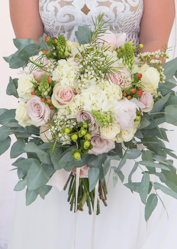 Florist «Muscle Shoals Florist», reviews and photos, 2415 Rosedale St, Muscle Shoals, AL 35661, USA