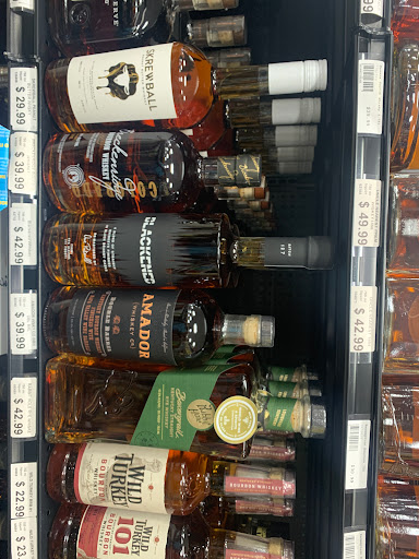 Liquor Store «Grand Liquors», reviews and photos, 1328 Grand Ave, Waukegan, IL 60085, USA