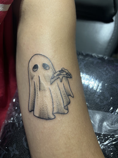 Explore 2 daughters tattoo ideas, creative tattoo ideas in Minneapolis, available at Tattoo Asylum