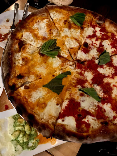 #4 best pizza place in New York - 240 NYC