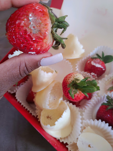 Gift Shop «Edible Arrangements», reviews and photos, 5720 Corporate Blvd, Baton Rouge, LA 70808, USA