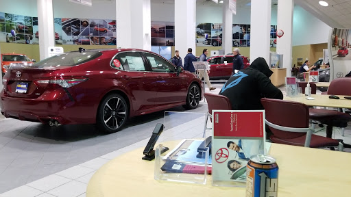 Used Car Dealer «CarMax», reviews and photos, 8200 120th Ave, Kenosha, WI 53142, USA