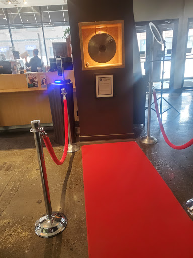 Beauty School «Aveda Institute Minneapolis», reviews and photos, 400 Central Ave SE, Minneapolis, MN 55414, USA