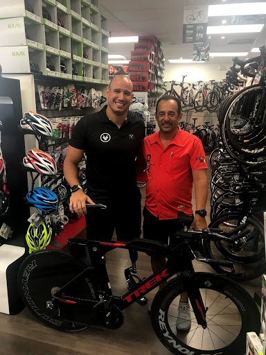 Bicycle Store «City Bikes Aventura», reviews and photos, 20335 Biscayne Blvd, Aventura, FL 33180, USA