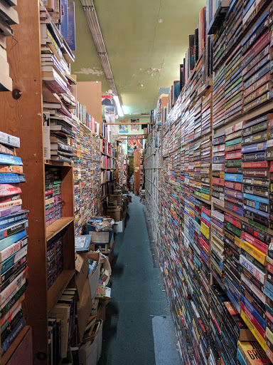 Magazine Store «Book Castle-Movie World», reviews and photos, 212 N San Fernando Blvd, Burbank, CA 91502, USA