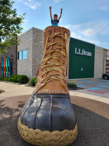 Clothing Store «L.L. Bean», reviews and photos, 4222 Easton Loop W, Columbus, OH 43219, USA