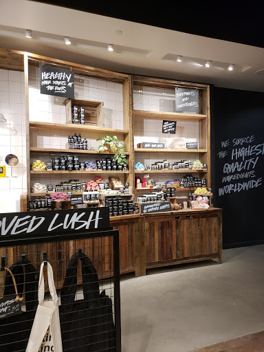 Cosmetics Store «LUSH», reviews and photos, 1961 Chain Bridge Rd, McLean, VA 22102, USA