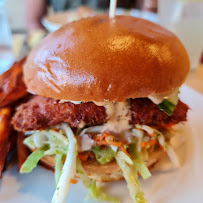 Sandwich au poulet du Restaurant Montroy Caféteria à Montreuil - n°3