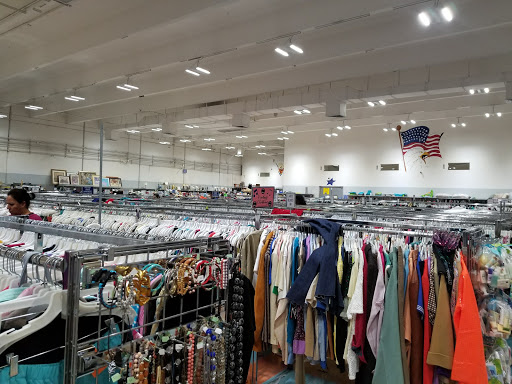 Thrift Store «Indian School Thrift», reviews and photos, 2740 W Indian School Rd, Phoenix, AZ 85017, USA