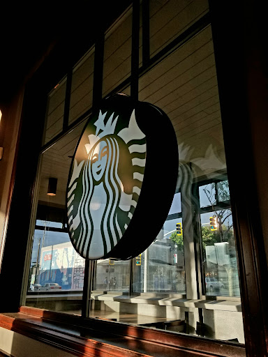 Coffee Shop «Starbucks», reviews and photos, 326 5th St, Eureka, CA 95501, USA