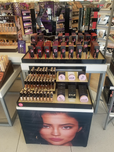 Hair Salon «Ulta Beauty», reviews and photos, 2863 Park Ave, Tustin, CA 92780, USA