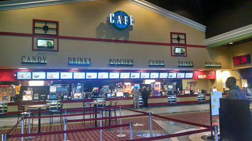 Movie Theater «Regal Cinemas Beaver Creek 12», reviews and photos, 1441 Beaver Creek Commons Dr, Apex, NC 27502, USA