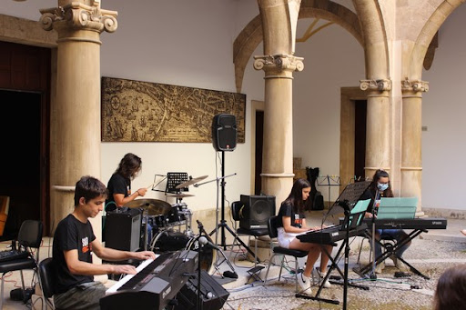 Academia de Música | Fas Music en Maravillas ( Las