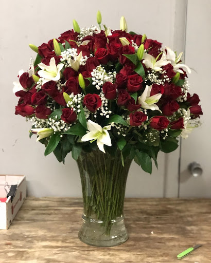 Florist «Flowerama Florist: Westerville», reviews and photos, 635 S State St, Westerville, OH 43081, USA