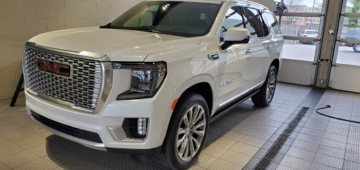 Car Dealer «Hubler Chevrolet Buick GMC», reviews and photos, 4687 Dixie Hwy, Bedford, IN 47421, USA