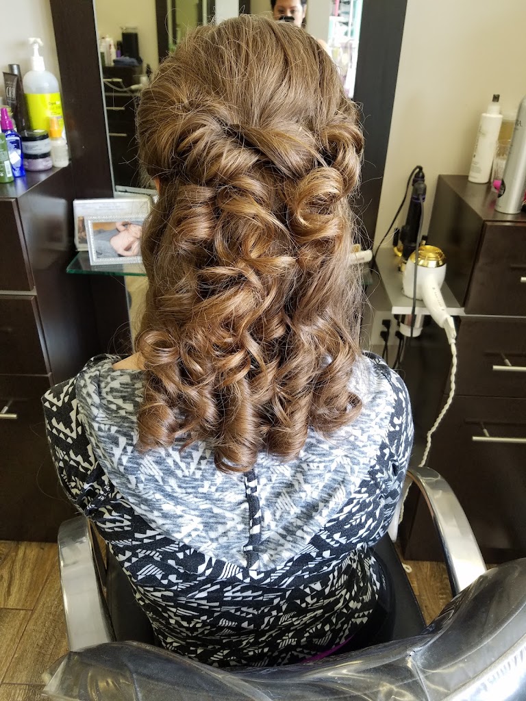 En Vogue Hair Designers Ltd 10512