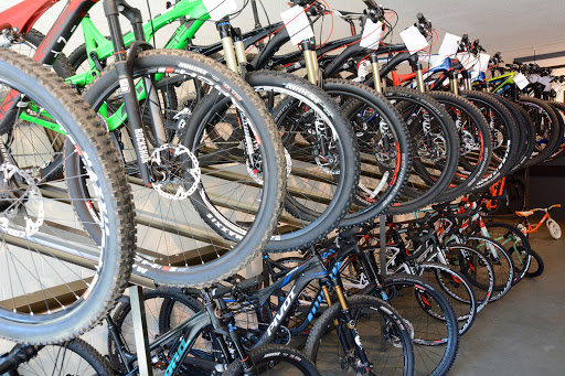 Bicycle Store «Breakaway Bikes», reviews and photos, 4235 Montgomery Dr, Santa Rosa, CA 95405, USA