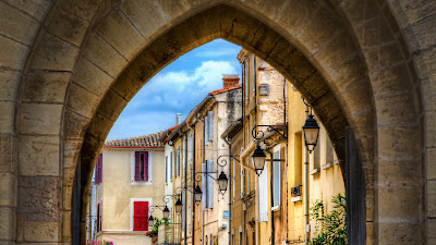 Hotel Restaurant Le Saint Louis à Aigues-Mortes