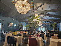 Atmosphère du Restaurant Les jardins du Tesan à Saint-Laurent-des-Arbres - n°13