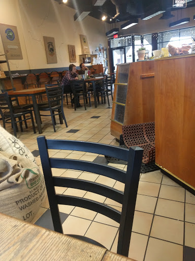 Cafe «Newport Coffee House», reviews and photos, 1121 Half Day Rd, Bannockburn, IL 60015, USA