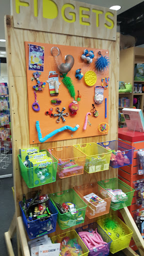 Toy Store «Creative Kidstuff Toy Store», reviews and photos, 148 E Broadway, Bloomington, MN 55425, USA