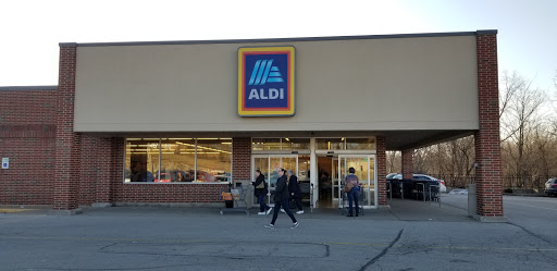 ALDI, 1505 Heritage Hills Dr, Washington, MO 63090, USA, 