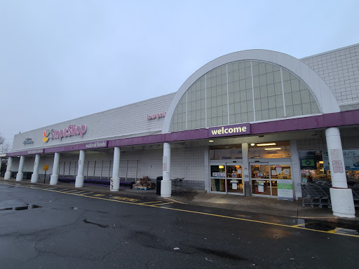 Grocery Store «Super Stop & Shop», reviews and photos, 20 Washington Ave, Dumont, NJ 07628, USA
